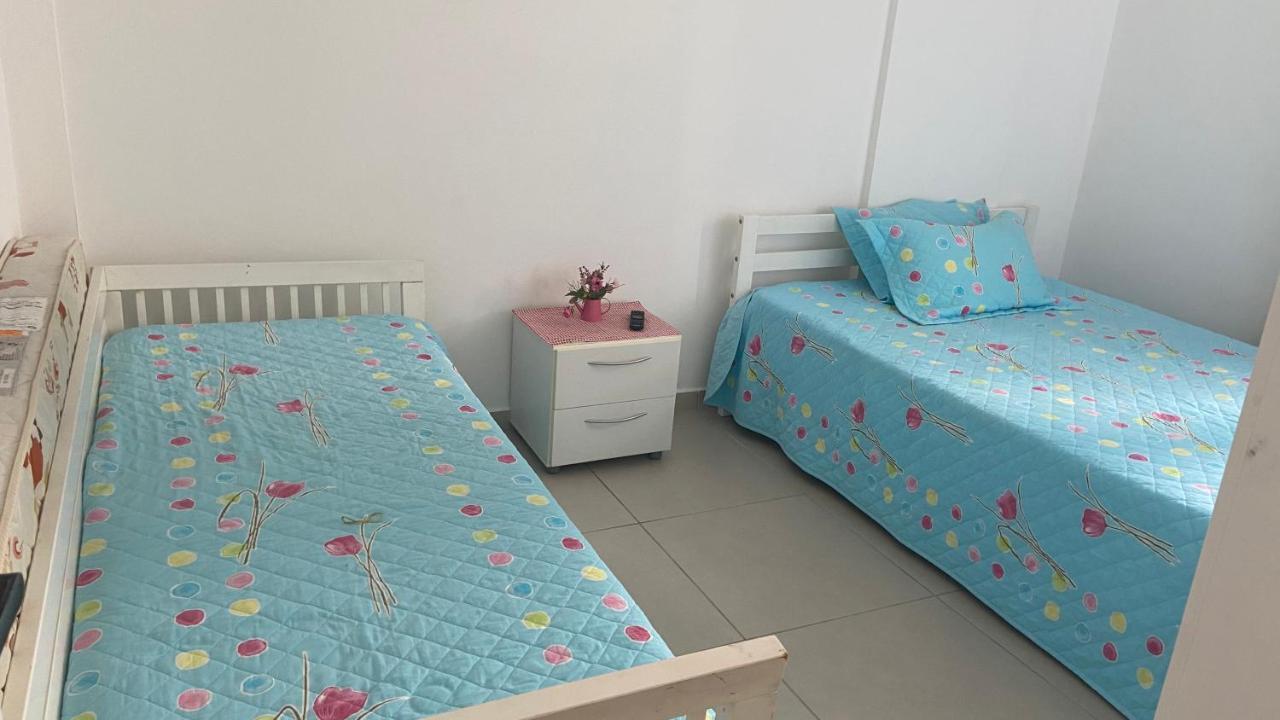 Apartamento Enseada Apartment กัวรูจา ภายนอก รูปภาพ