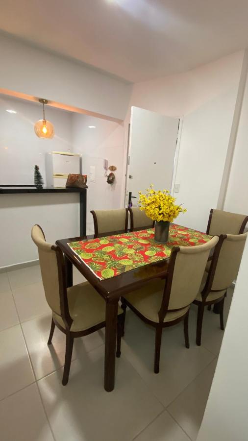 Apartamento Enseada Apartment กัวรูจา ภายนอก รูปภาพ