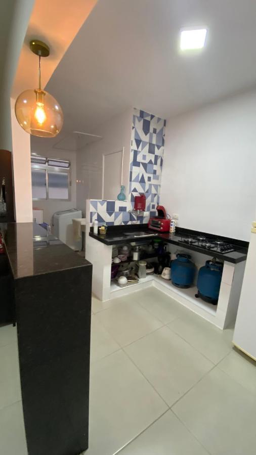 Apartamento Enseada Apartment กัวรูจา ภายนอก รูปภาพ